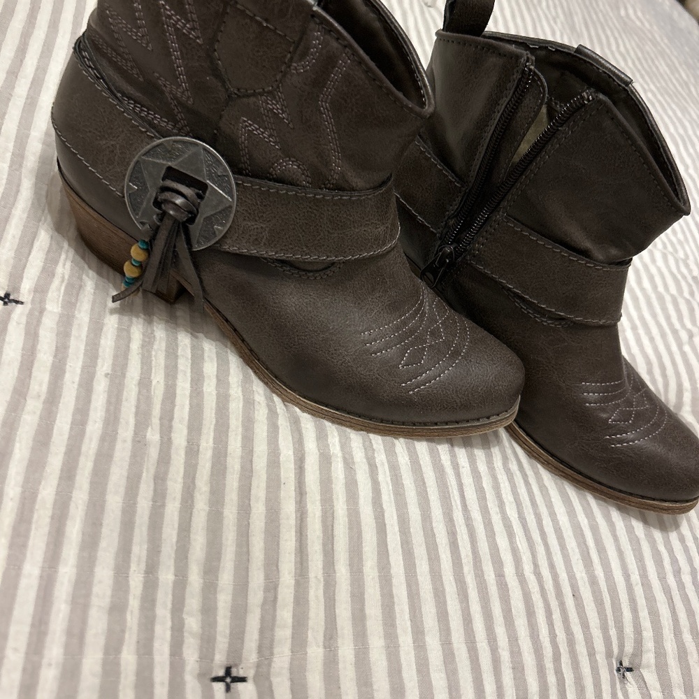 Big buddah boots